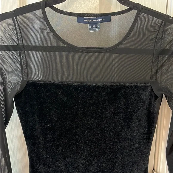 French Connection Black Velvet Long Sleeve Bodysuit NWOT - Picture 4 of 9
